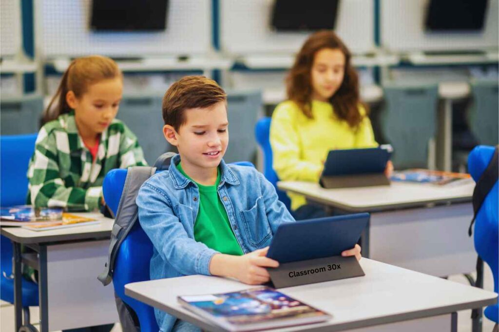 Classroom 30x: The Future of Smart Learning Spaces